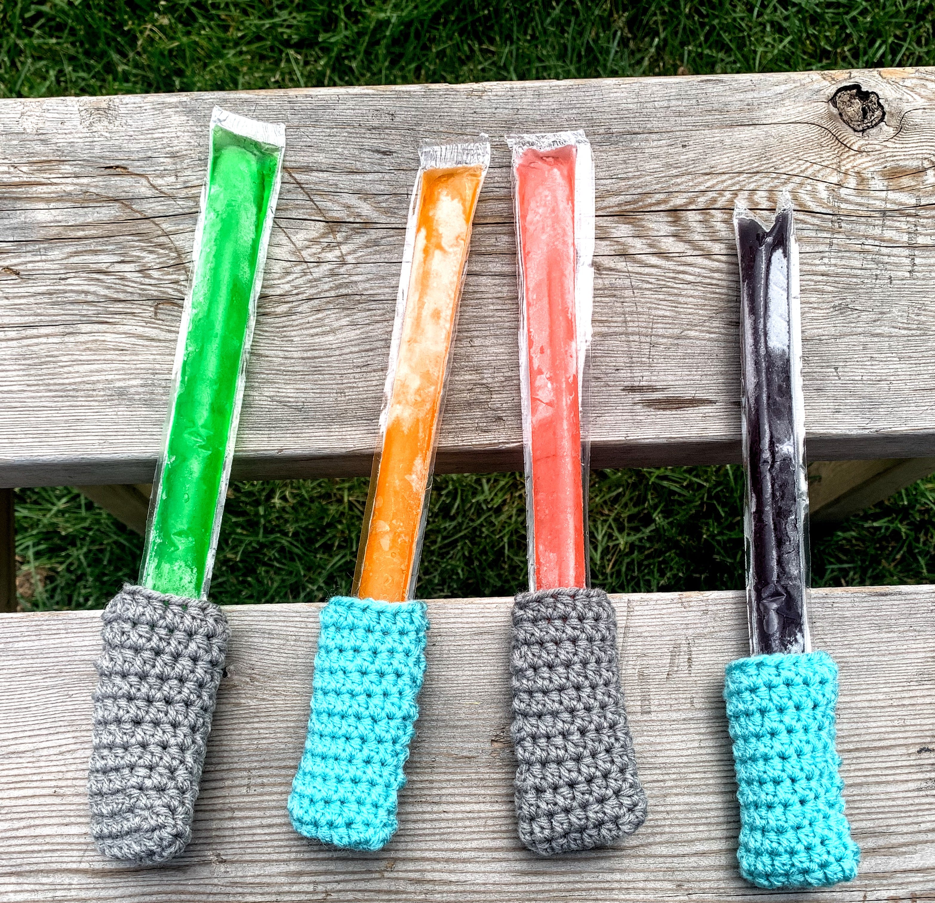 Freeze Pop Holder Sets