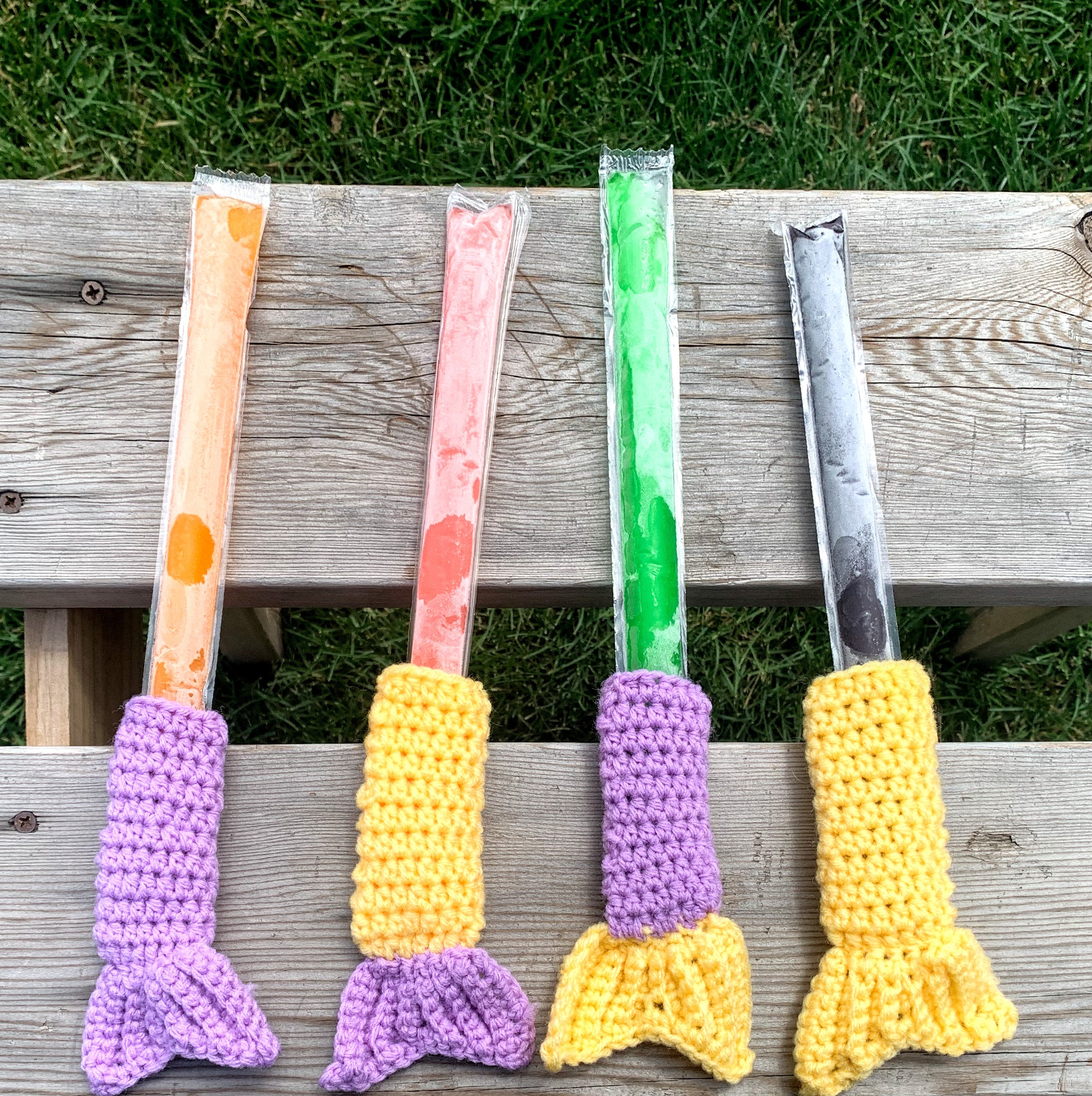 Freeze Pop Holder Sets