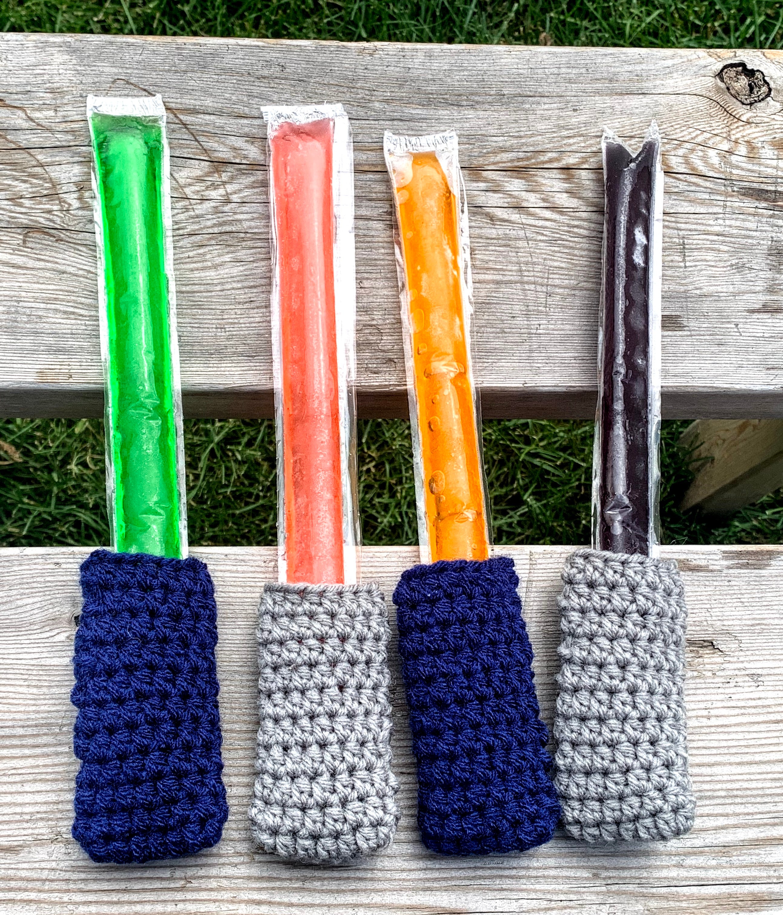 Freeze Pop Holder Sets